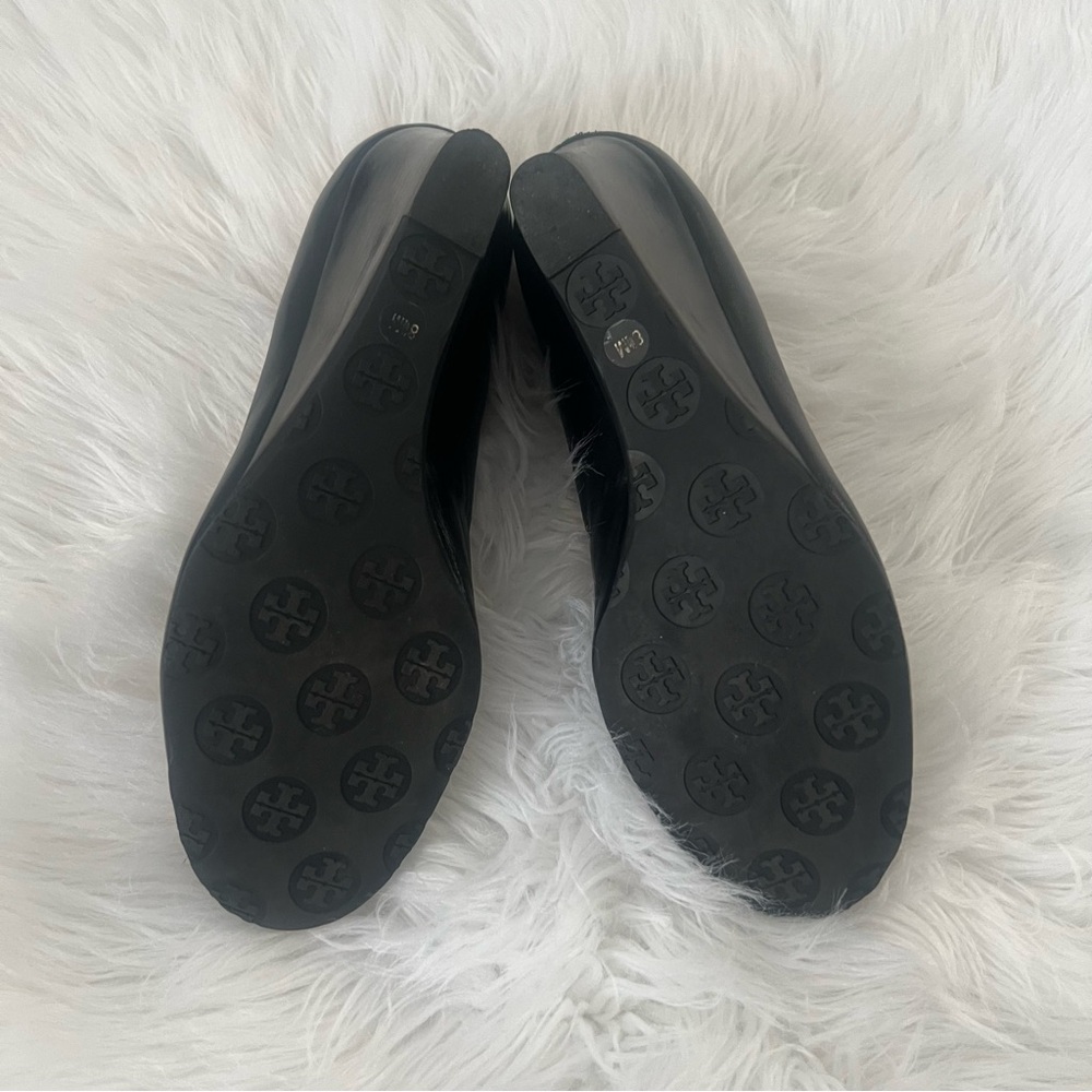 Tory Burch Sally Wedge Black and Silver Heels with Metallic Emblem - Picture 13 of 13